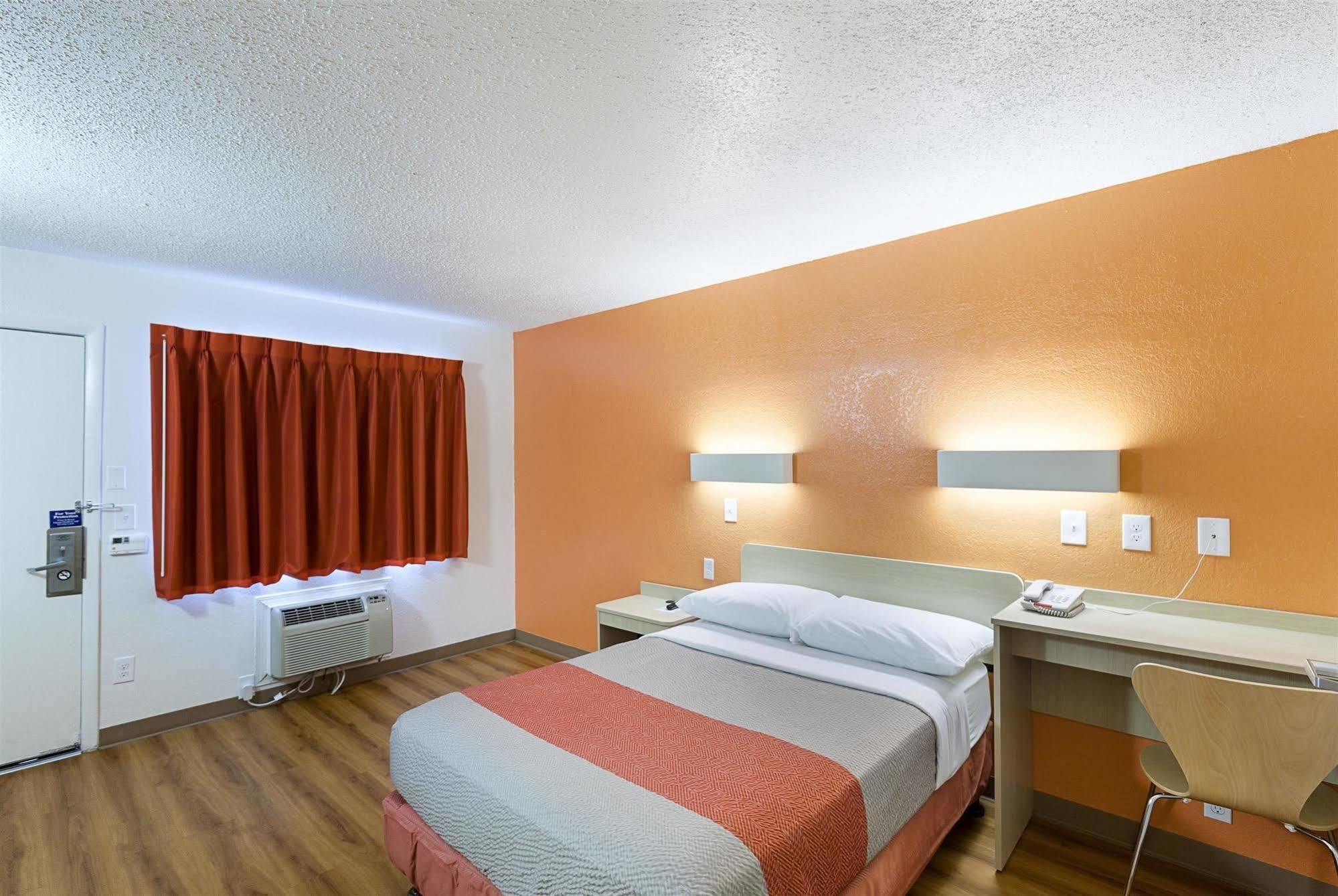 Motel 6-North Richland Hills, Tx Экстерьер фото