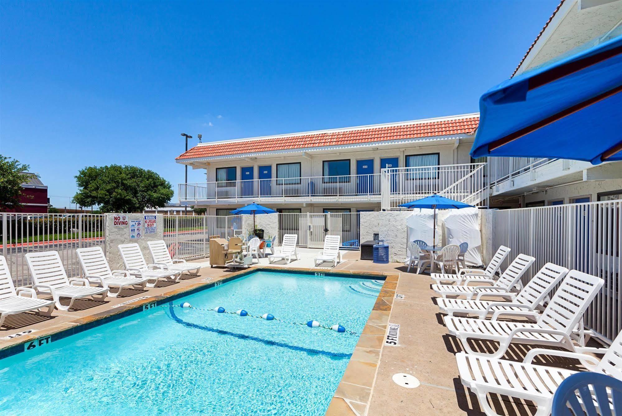 Motel 6-North Richland Hills, Tx Экстерьер фото